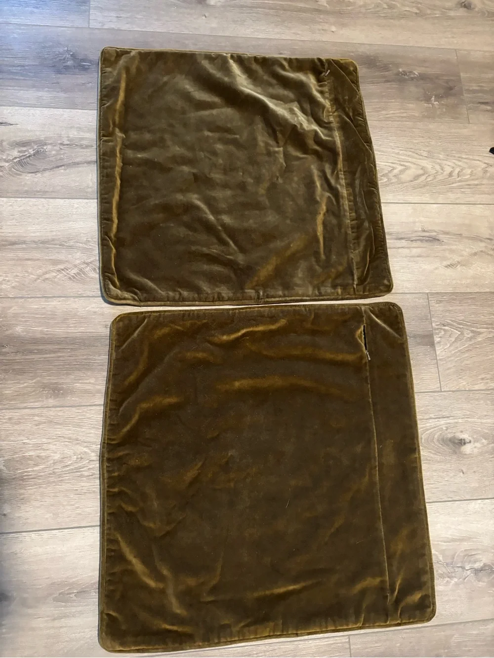 2 Williams Sonoma Home Brown Velvet moss green Pillow shams